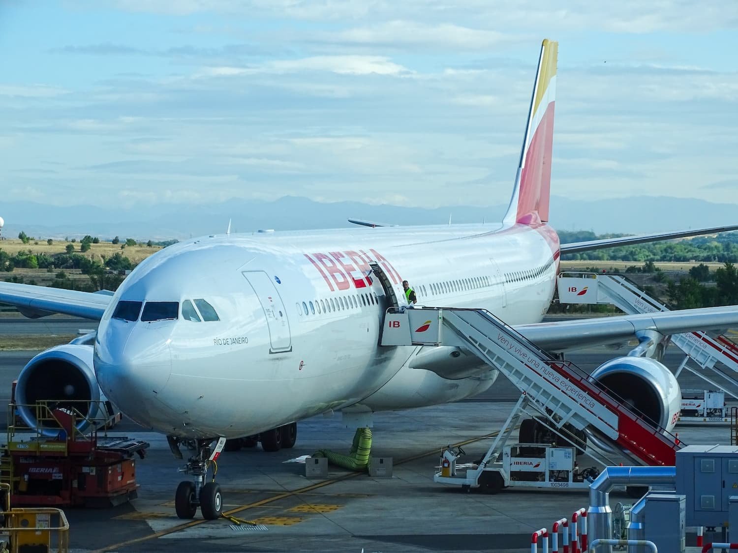Guía para el Equipaje de Mano Iberia: peso y medidas maletas de cabina